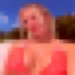 Régine (25 ans) à Ableiges cherche un plan cul aujourd'hui