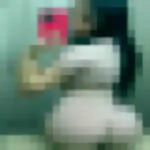 Saly, 28 ans, en ligne à Aigneville pour une rencontre coquine