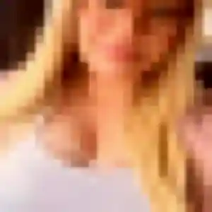 Stella, 26 ans, disponible à Albon pour une rencontre coquine
