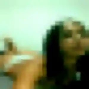 Nicole, fille de 22 ans propose plan cul à Alloinay