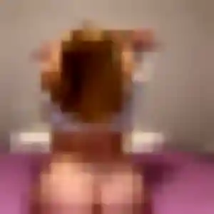 Rejoins Joséphine, 26 ans à Alluyes en privé