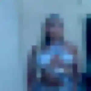 Photo sexy de Olufunmi, 23 ans à Ambleny - plan discret