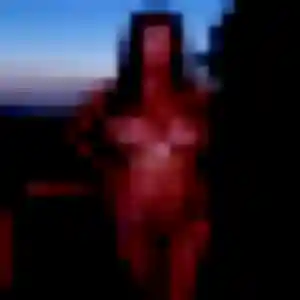Photo de Seynabou à Angervilliers (32 ans) - plan cul gratuit
