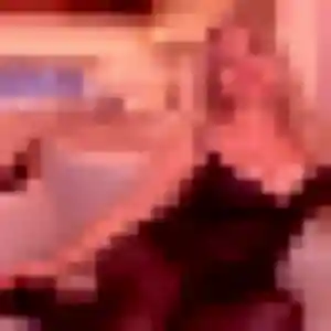 Fanny, 22 ans, en ligne à Angy pour un plan cul