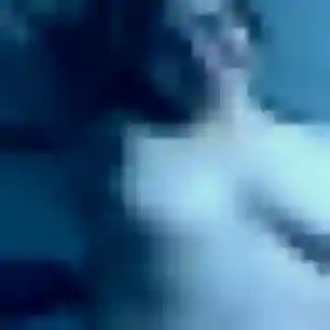 Antoinette, 24 ans, connectée à Annesse-et-Beaulieu pour un plan cul