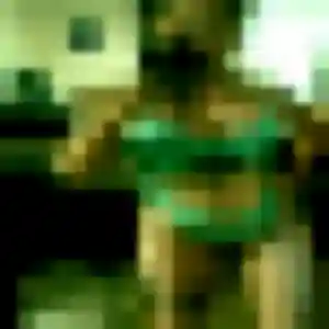 Amira, 36 ans, connectée à Anost pour une rencontre coquine