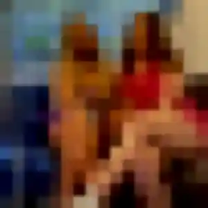 Sexy Oluchi, 22 ans à Arandon-Passins - voir sa photo