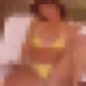Karima, femme de 23 ans propose plan cul à Arches