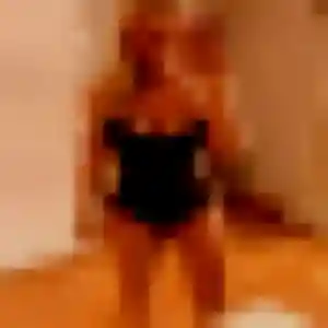 Shanelle (34 ans) à Arcisses cherche un plan cul aujourd'hui