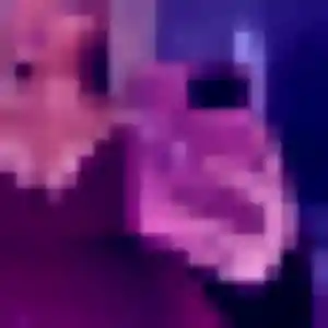 Photo perso de Adaeze, 25 ans à Aron - plan discret