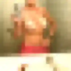 Charline, 45 ans, disponible à Arros-de-Nay pour une rencontre coquine