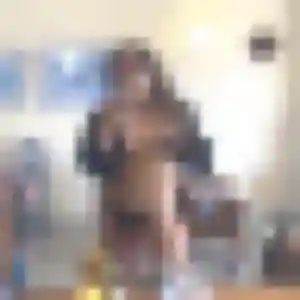 Lina, 24 ans, connectée à Arsac pour une rencontre coquine