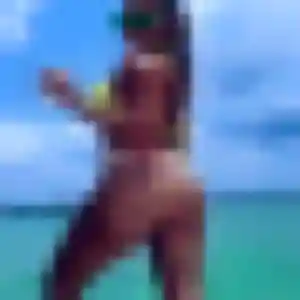 Photo de Bukola à Artemare (31 ans) - plan cul gratuit