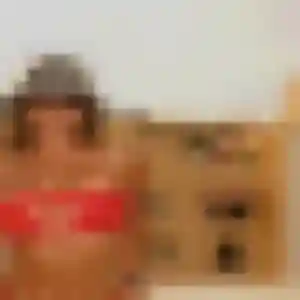 Audrey (27 ans) à Artigues-près-Bordeaux attend une rencontre ce soir