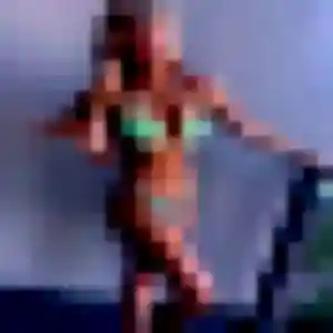 Pénélope, 22 ans, dispo pour plan cul à Asnelles