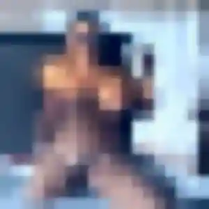 Photo de Ablavi à Aubenas (32 ans) - plan cul anonyme