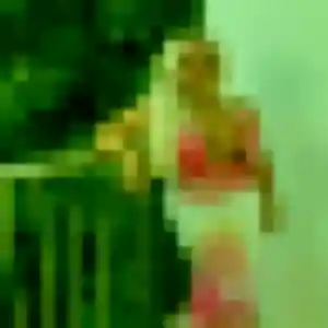 Sarah, 24 ans, en ligne à Aussois pour une rencontre coquine