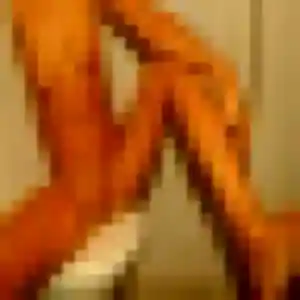 Rejoins Justine, 22 ans à Aydoilles en privé