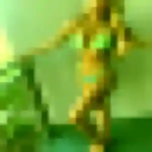 Salomé, 31 ans, connectée à Baccarat pour une rencontre coquine