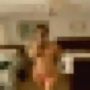 Photo de Nkechi à Bagnols-en-Forêt (38 ans) - plan cul discret