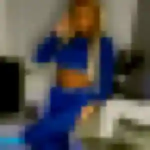 Sexy Touty, 22 ans à Bagnols - la contacter