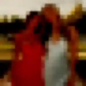 Rejoins Latifa, 41 ans à Bailly gratuitement