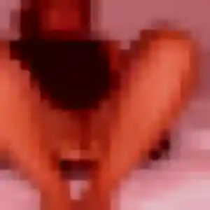 Mame, 36 ans, en ligne à Ballon pour une rencontre coquine