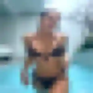 Zara de Barby, 30 ans - plan cul discret