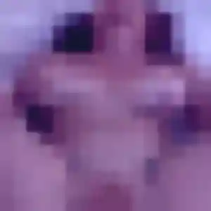 Akinyi, 27 ans, connectée à Beaufort-en-Anjou pour une rencontre coquine