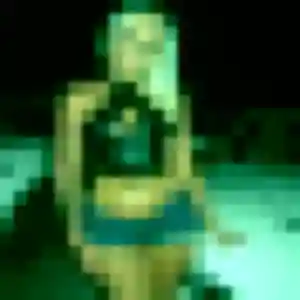 Rejoins Isatou, 28 ans à Beaumont-du-Gâtinais gratuitement