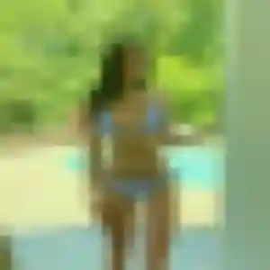 Rejoins Adaeze, 44 ans à Béduer en t'inscrivant