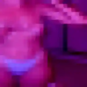 Photo privée de Gnilane, 34 ans à Berné - rencontre coquine