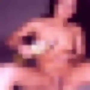 Bola, 26 ans, connectée à Berstett pour une rencontre coquine