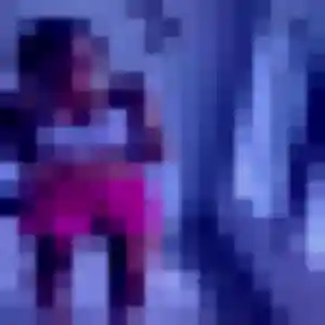 Ursula, 33 ans, connectée à Berville-en-Caux pour une rencontre coquine