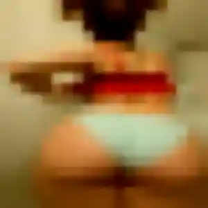 Odile (36 ans) à Bettelainville attend une rencontre rapidement
