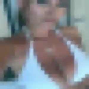 Isatou, 29 ans, connectée à Beugnon-Thireuil pour une rencontre coquine