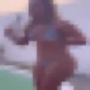 Photo privée de Ngoné, 43 ans à Beuste - rencontre coquine