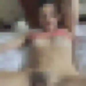 Contacte Miriam, 22 ans à Biozat en privé