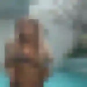 Quetsia, fille de 22 ans veut plan cul à Blasimon