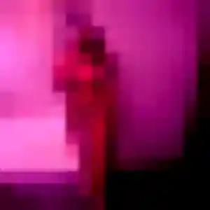 Mabinty, 24 ans, en ligne à Bonnac-la-Côte pour une rencontre coquine