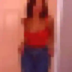 Rencontre Linda, 30 ans à Bonson gratuitement