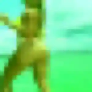 Photo sexy de Hadija, 28 ans à Bourgon - rencontre coquine