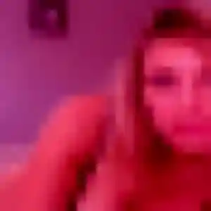 Rejoins Hélène, 23 ans à Bourgueil en privé