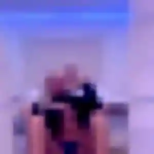 Contacte Zawadi, 42 ans à Brach en privé