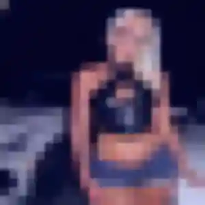Photo sexy de Adaeze, 27 ans à Briançon - plan discret