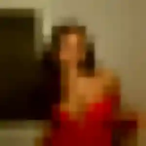 Emilie, 38 ans, en ligne à Broye pour un plan cul