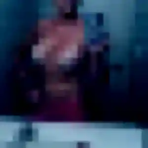 Sexy Nadège, 25 ans à Brux - voir sa photo