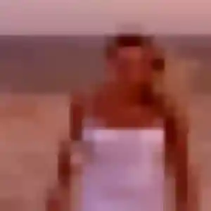Sexy Bola, 34 ans à Bully - découvrir son profil