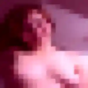 Photo de Olufunmi à Bury (23 ans) - plan cul gratuit