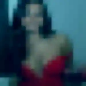 Yasmina, femme de 36 ans cherche plan cul à Buysscheure